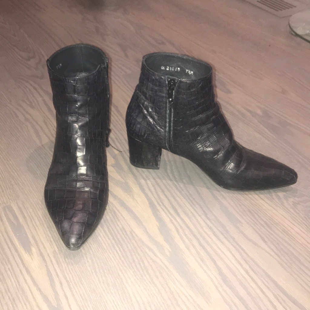 Stuart Weitzman Booties
